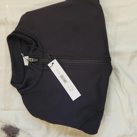 **SOLD** Cropped Timeless Jacket - Picture 4 of 5